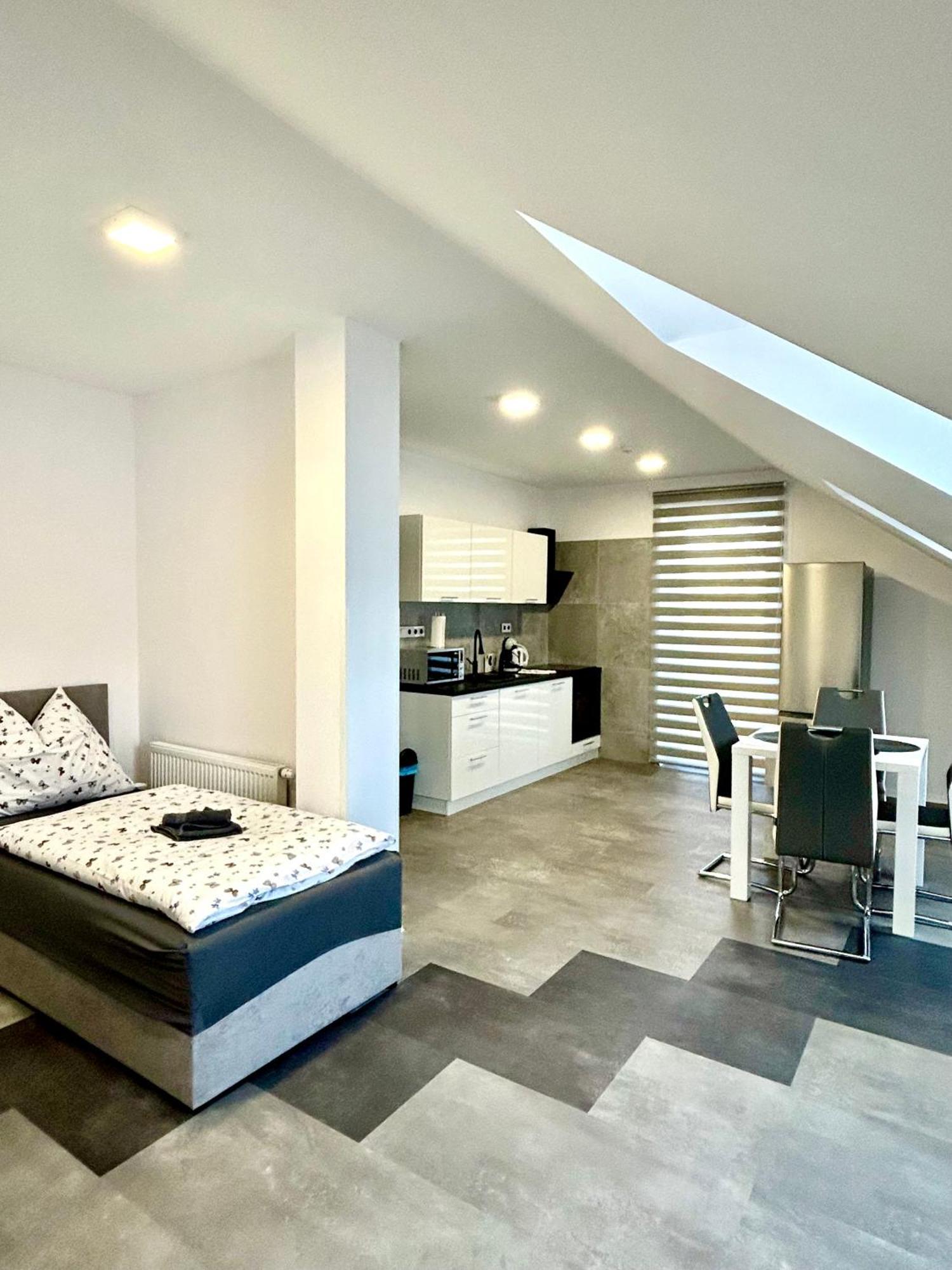 Apartmany Premium Se Soukromym Parkovanim Česká Lípa Dış mekan fotoğraf