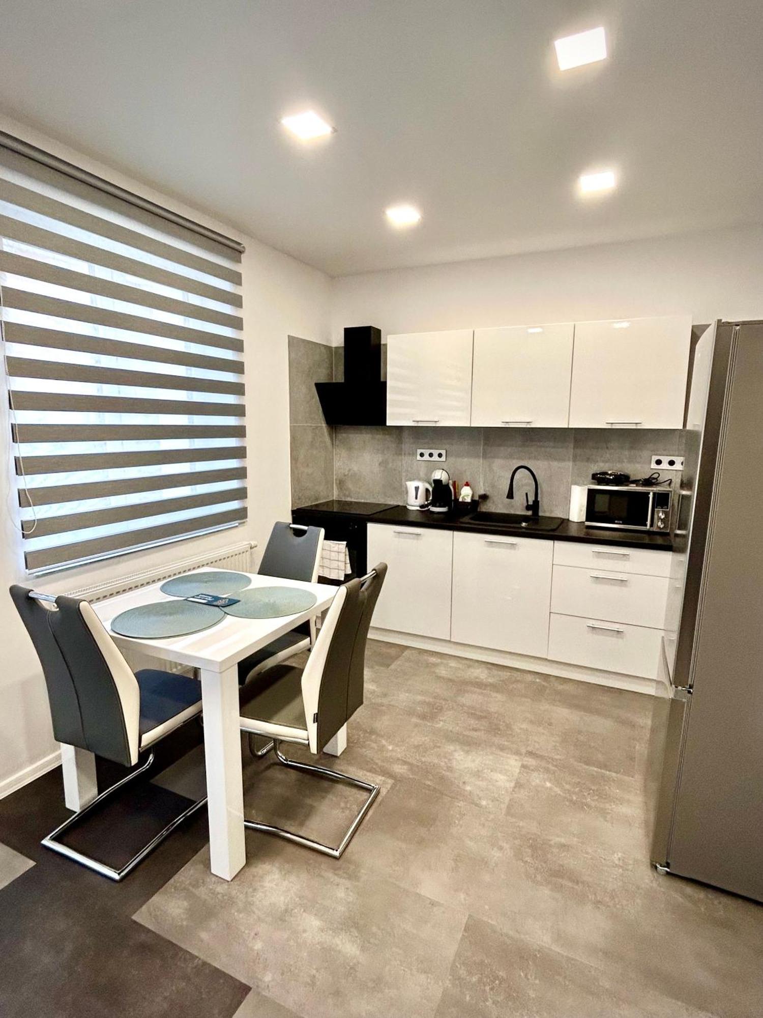 Apartmany Premium Se Soukromym Parkovanim Česká Lípa Dış mekan fotoğraf