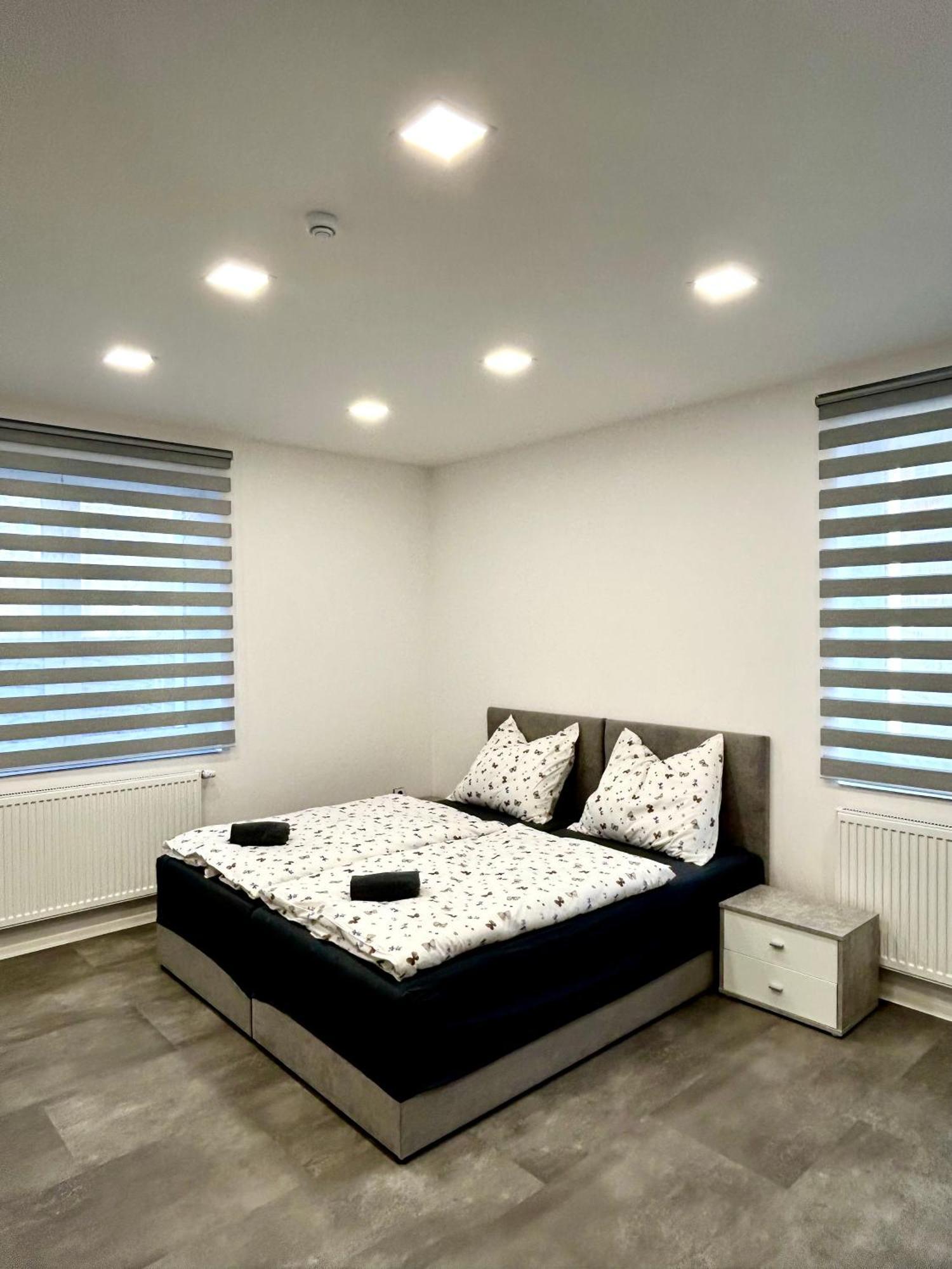 Apartmany Premium Se Soukromym Parkovanim Česká Lípa Dış mekan fotoğraf